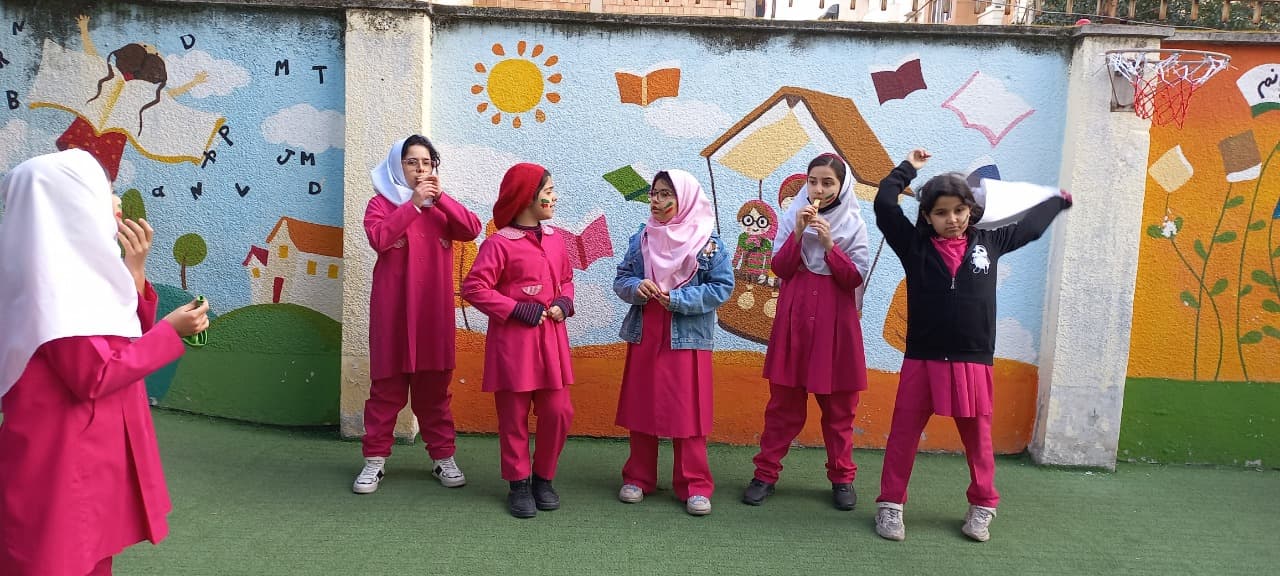 دبستان دخترانه غیردولتی مهرآیین